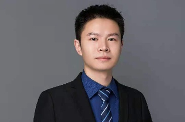 Abell Zou Huanglin working for alicechinese